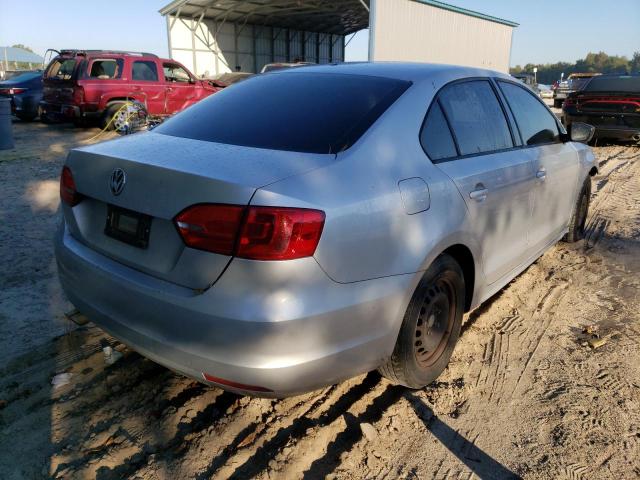 Photo 4 from auction – 2014 VOLKSWAGEN JETTA BASE with VIN 3VW2K7AJ9EM295068