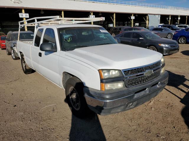CHEVROLET SILVERADO 2006 with VIN 1GCEC19V76E185676 - Photo from auction