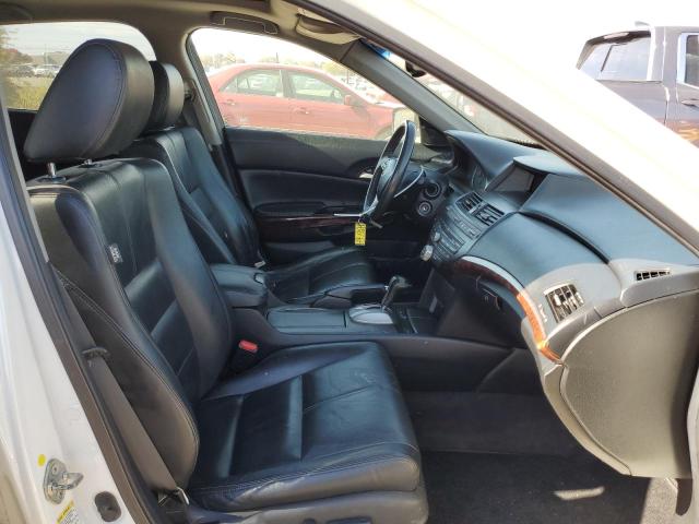 Photo 5 from auction – 2011 HONDA ACCORD CRO with VIN 5J6TF2H50BL006304