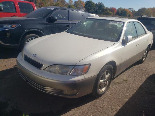 Photo 2 from auction – 1998 LEXUS ES 300 with VIN JT8BF28G7W0121152