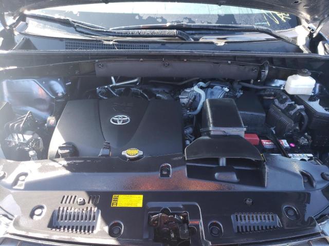 Photo 7 from auction – 2017 TOYOTA HIGHLANDER with VIN 5TDDZRFH0HS454685