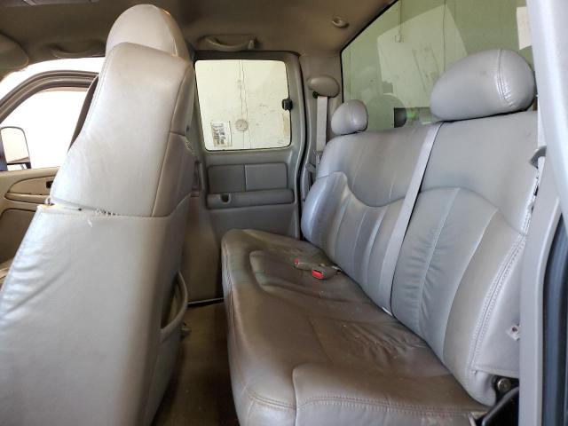 Photo 6 from auction – 2000 CHEVROLET SILVERADO with VIN 1GCFC29U6YE411677