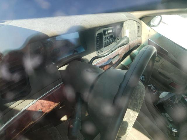 Photo 8 from auction – 2000 MERCURY GRAND MARQ with VIN 2MEFM74W4YX708432