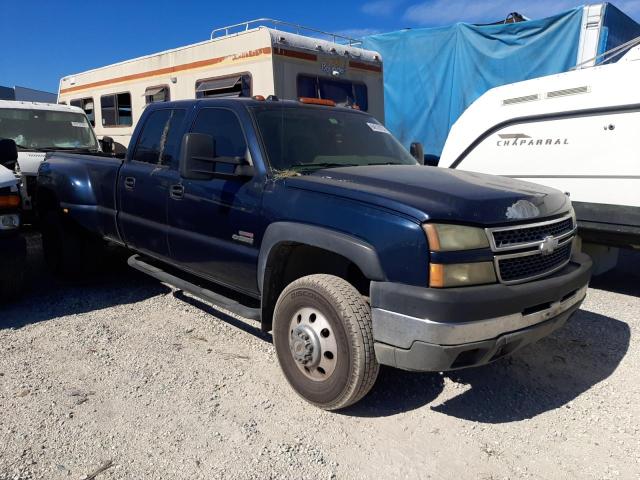 CHEVROLET SILVERADO 2005 with VIN 1GCJK33285F826760 - Photo from auction