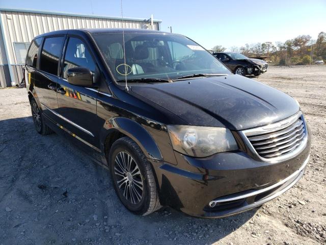 CHRYSLER TOWN & COU 2014 with VIN 2C4RC1HG7ER132756 - Photo from auction