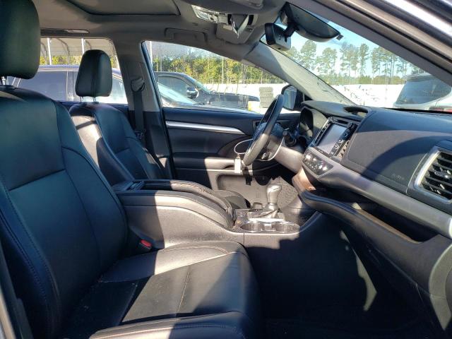 Photo 5 from auction – 2019 TOYOTA HIGHLANDER with VIN 5TDJZRFH2KS945558