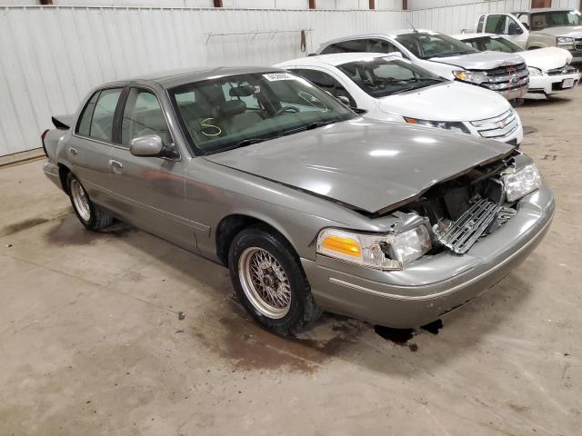 FORD CROWN VICT 2001 with VIN 2FAFP74W41X203544 - Photo from auction