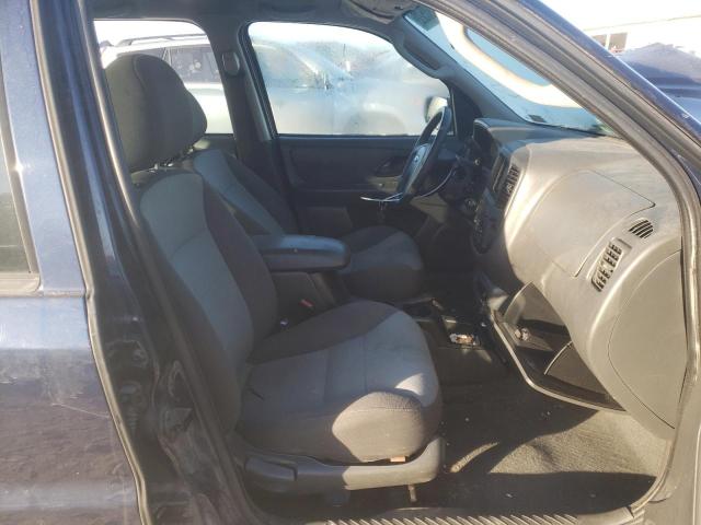 Photo 5 from auction – 2004 FORD ESCAPE XLS with VIN 1FMYU92174DA18281