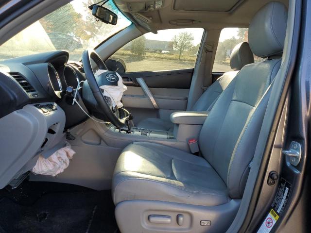 Photo 5 from auction – 2012 TOYOTA HIGHLANDER with VIN 5TDBK3EH0CS135564