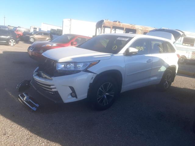 Photo 2 from auction – 2017 TOYOTA HIGHLANDER with VIN 5TDBZRFH7HS461480