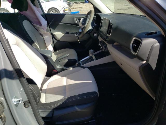 Photo 5 from auction – 2020 HYUNDAI VENUE SEL with VIN KMHRC8A3XLU032243