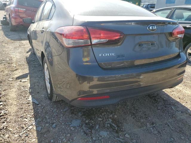 Photo 3 from auction – 2017 KIA FORTE LX with VIN 3KPFK4A71HE158096
