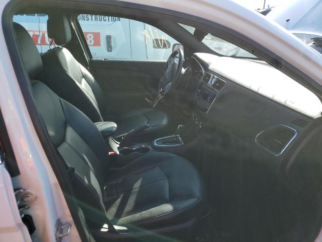 Photo 5 from auction – 2013 CHRYSLER 200 LIMITE with VIN 1C3CCBCGXDN657376