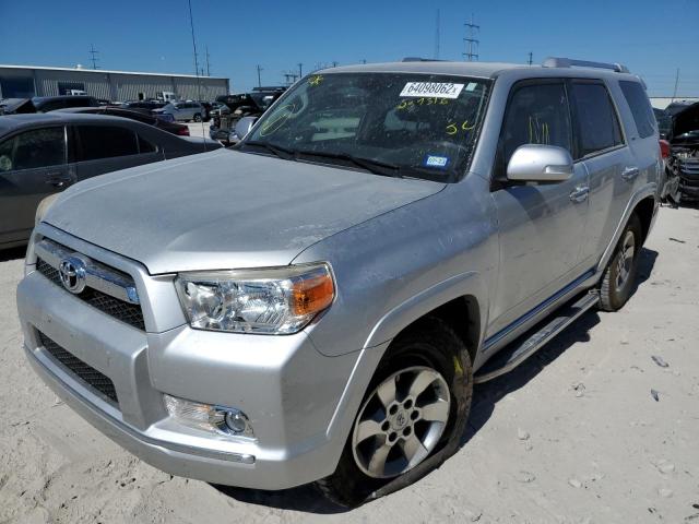 Zdjęcie 2 z aukcji – 2013 TOYOTA 4RUNNER SR z VIN JTEZU5JR7D5057516