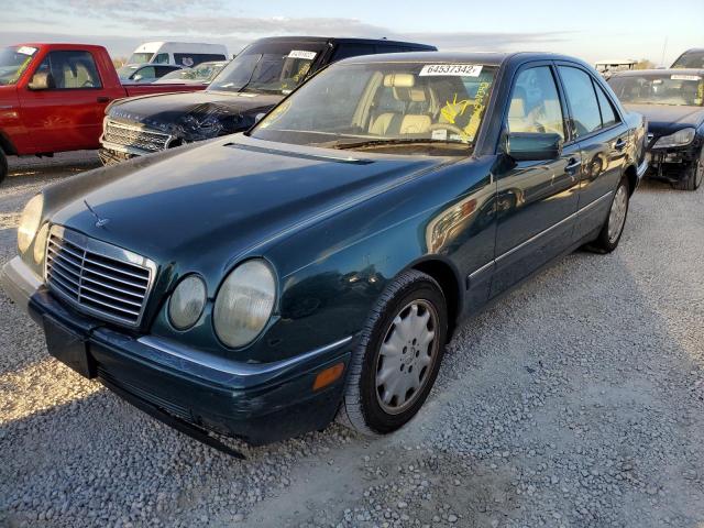 Photo 2 from auction – 1998 MERCEDES-BENZ E 320 with VIN WDBJF65F0WA595212