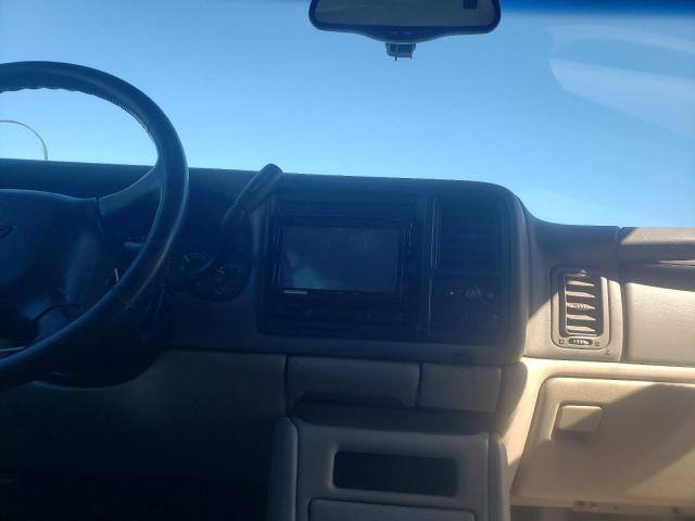 Photo 9 from auction – 2002 CHEVROLET SUBURBAN C with VIN 1GNEC16Z42J298971