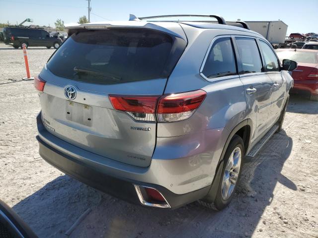 Photo 4 from auction – 2017 TOYOTA HIGHLANDER with VIN 5TDDGRFH7HS030121