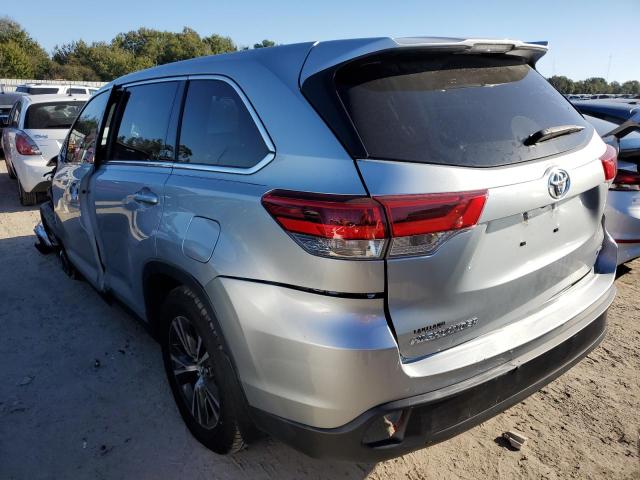 Photo 3 from auction – 2019 TOYOTA HIGHLANDER with VIN 5TDBZRFH0KS737876