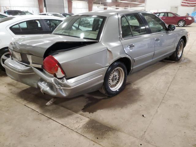 Photo 4 from auction – 2001 FORD CROWN VICT with VIN 2FAFP74W41X203544