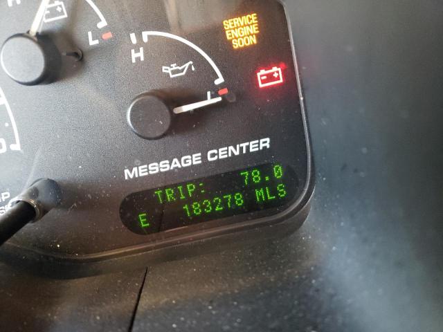 Photo 8 from auction – 2002 FORD EXPLORER E with VIN 1FMDU74W32ZA51998