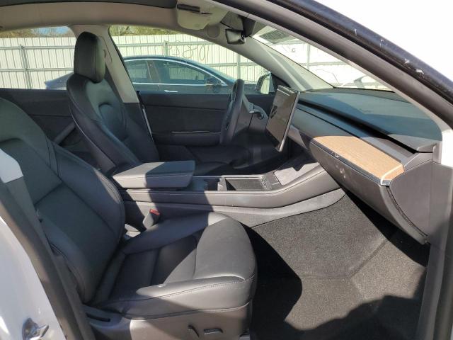 Photo 5 from auction – 2022 TESLA MODEL Y with VIN 7SAYGDEF9NF372760