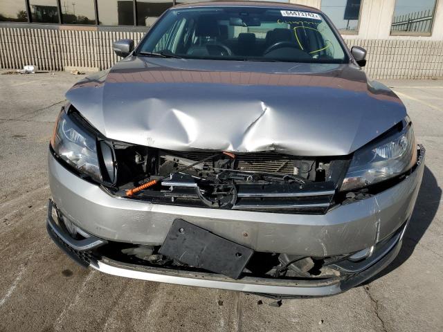 Photo 9 from auction – 2013 VOLKSWAGEN PASSAT SEL with VIN 1VWCP7A34DC071648