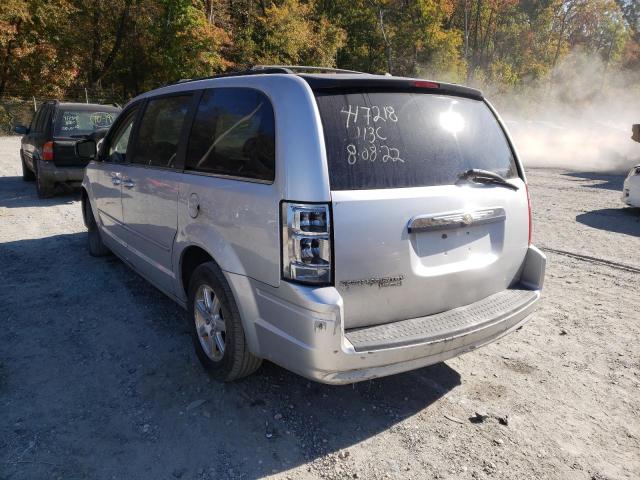 Photo 3 from auction – 2008 CHRYSLER TOWN & COU with VIN 2A8HR54P78R782661