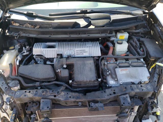 Photo 7 from auction – 2012 TOYOTA PRIUS V with VIN JTDZN3EU4C3057858
