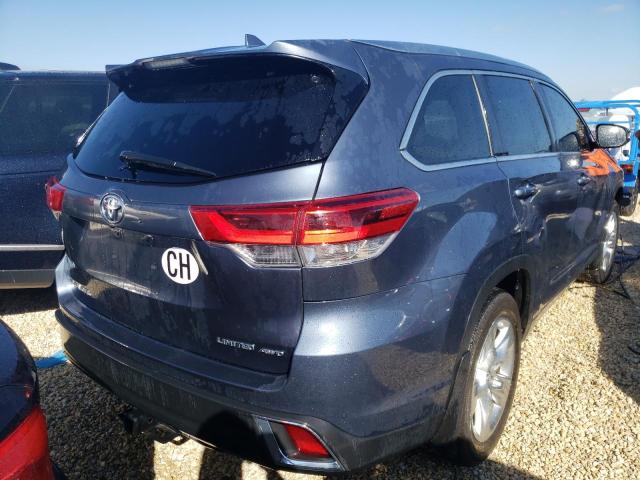 Photo 4 from auction – 2017 TOYOTA HIGHLANDER with VIN 5TDDZRFH0HS454685