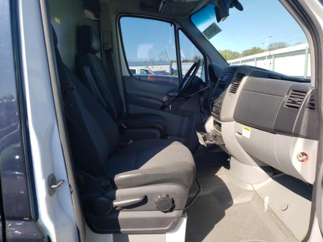 Photo 5 from auction – 2012 MERCEDES-BENZ SPRINTER 2 with VIN WD3PE7CCXC5639535