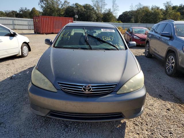 Photo 9 from auction – 2005 TOYOTA CAMRY LE with VIN 4T1BE30K05U619545