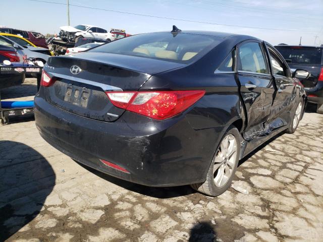 Photo 4 from auction – 2011 HYUNDAI SONATA SE with VIN 5NPEC4AC6BH242195