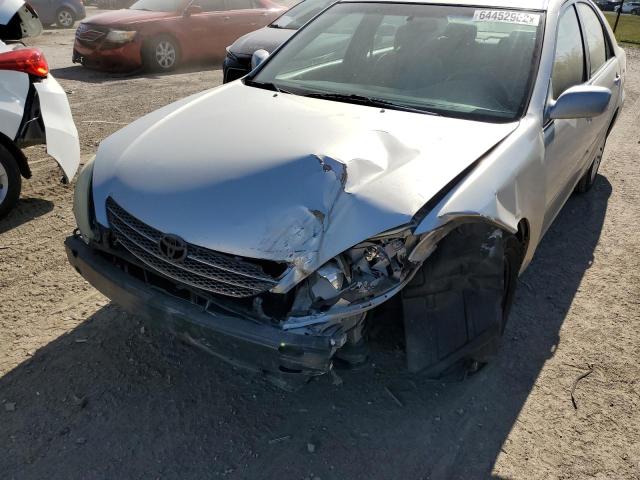 Photo 9 from auction – 2004 TOYOTA CAMRY LE with VIN 4T1BE32K74U371936