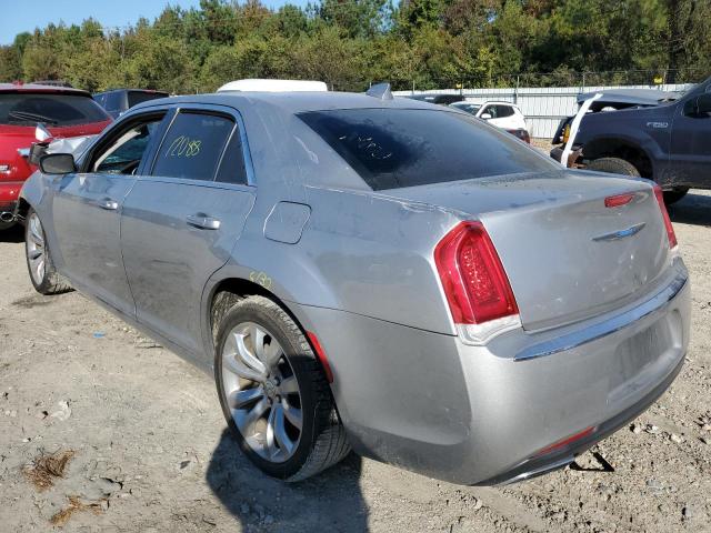 Photo 3 from auction – 2018 CHRYSLER 300 with VIN 2C3CCAAG8JH253638