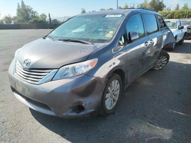 Photo 2 from auction – 2012 TOYOTA SIENNA XLE with VIN 5TDDK3DC3CS032492