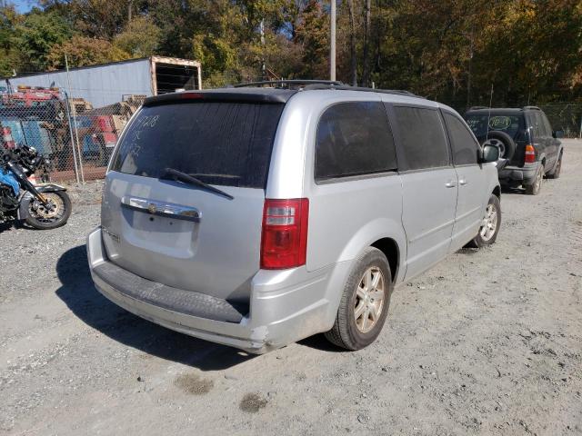 Photo 4 from auction – 2008 CHRYSLER TOWN & COU with VIN 2A8HR54P78R782661