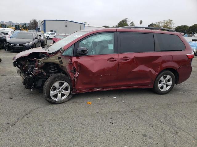 Photo 9 from auction – 2018 TOYOTA SIENNA LE with VIN 5TDKZ3DC3JS962294