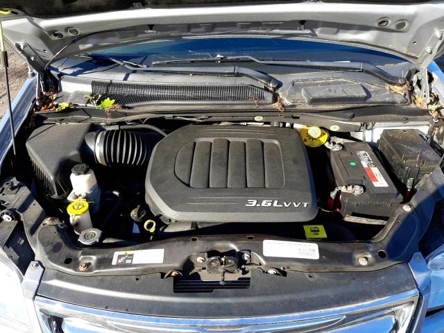 Photo 7 from auction – 2015 CHRYSLER TOWN & COU with VIN 2C4RC1BG9FR629074