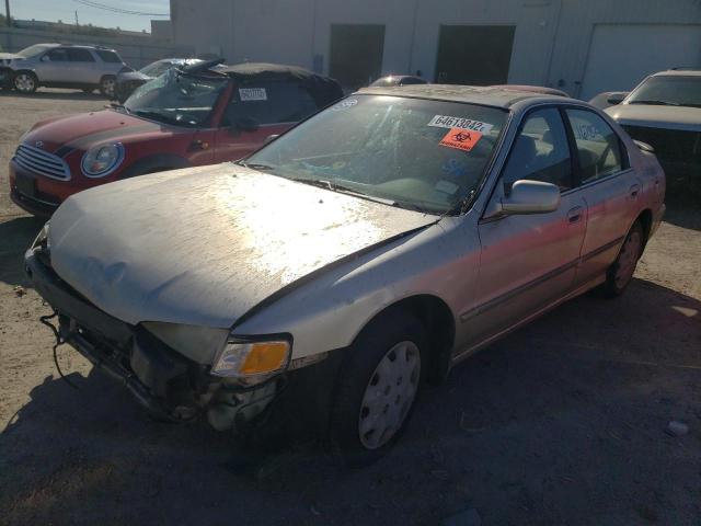Photo 2 from auction – 1997 HONDA ACCORD LX with VIN JHMCD5631VC006989