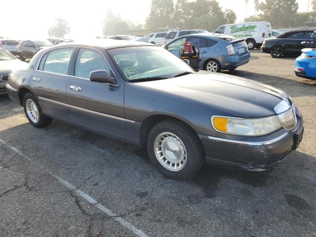 Photo 1 from auction – 1999 LINCOLN TOWN CAR E with VIN 1LNHM81W5XY708065