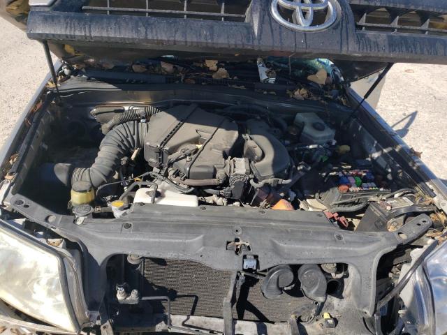 Photo 7 from auction – 2003 TOYOTA 4RUNNER SR with VIN JTEZU14R630013457