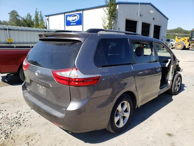 Photo 4 from auction – 2017 TOYOTA SIENNA LE with VIN 5TDKZ3DC8HS896707