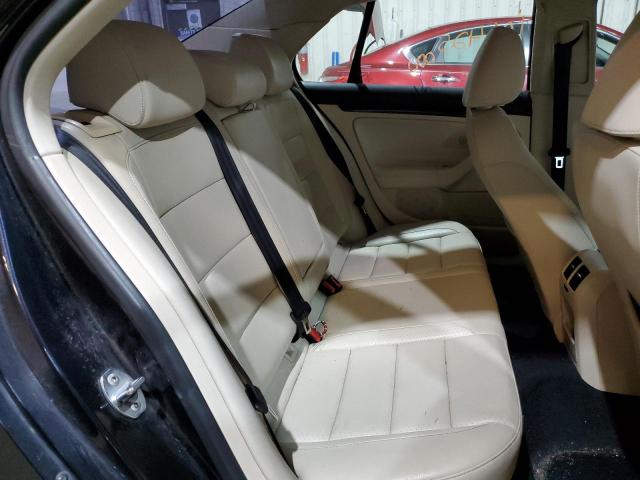 Photo 6 from auction – 2010 VOLKSWAGEN JETTA WOLF with VIN 3VWRA7AJ1AM038823