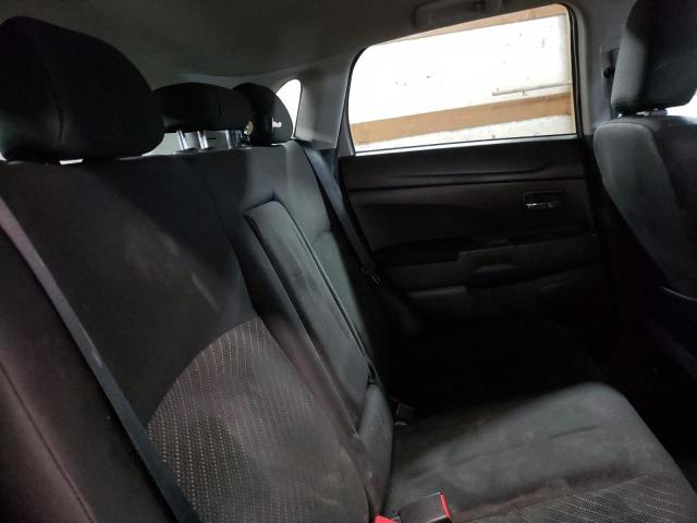 Photo 6 from auction – 2015 MITSUBISHI OUTLANDER with VIN 4A4AP4AUXFE045878