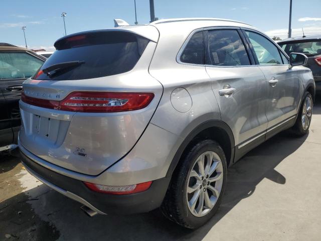 Photo 4 from auction – 2016 LINCOLN MKC SELECT with VIN 5LMCJ2C91GUJ01477