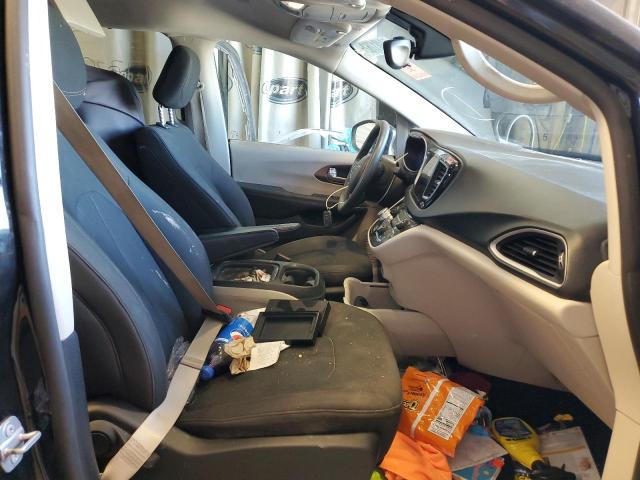Photo 5 from auction – 2017 CHRYSLER PACIFICA T with VIN 2C4RC1BG0HR823799