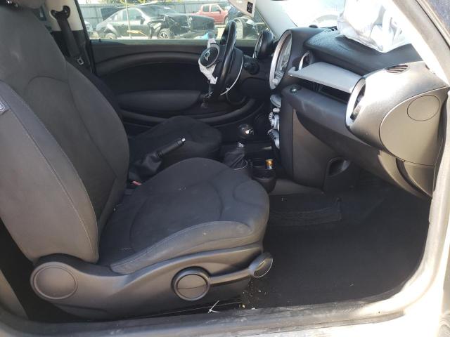 Photo 5 from auction – 2010 MINI COOPER with VIN WMWMF3C59ATZ22000