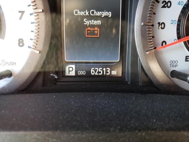 Photo 8 from auction – 2017 TOYOTA SIENNA SE with VIN 5TDXZ3DC1HS839447
