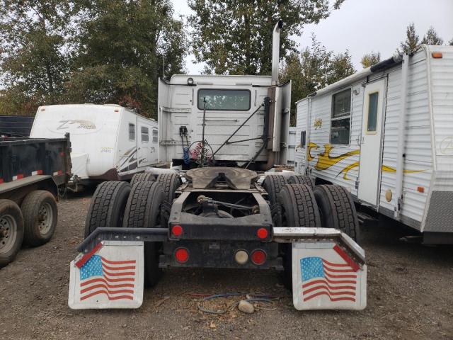 Photo 6 from auction – 2000 VOLVO VN with VIN 4V4MD2RH8YN251247