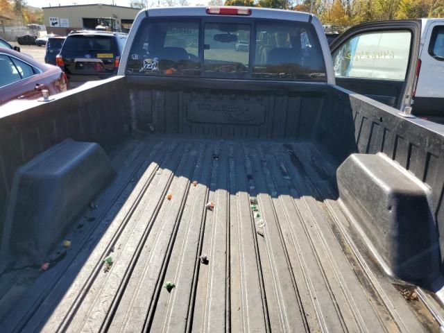 Photo 6 from auction – 2004 CHEVROLET SILVERADO with VIN 1GCHK24U84E284251
